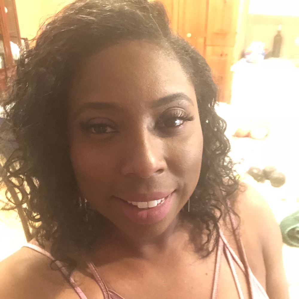 Meet your Posher, Ychlindria